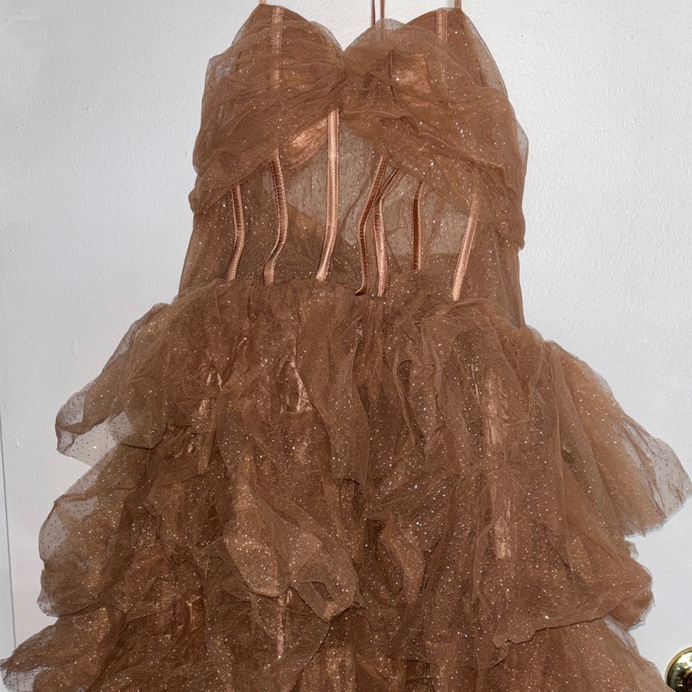 Chic Brown Ruffled Dress - Picture 4 of 7
